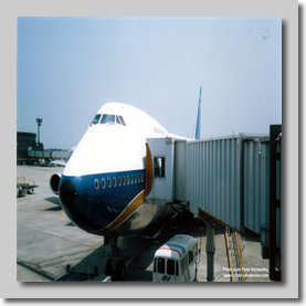 Inaugural Arrival (G-GLYN)